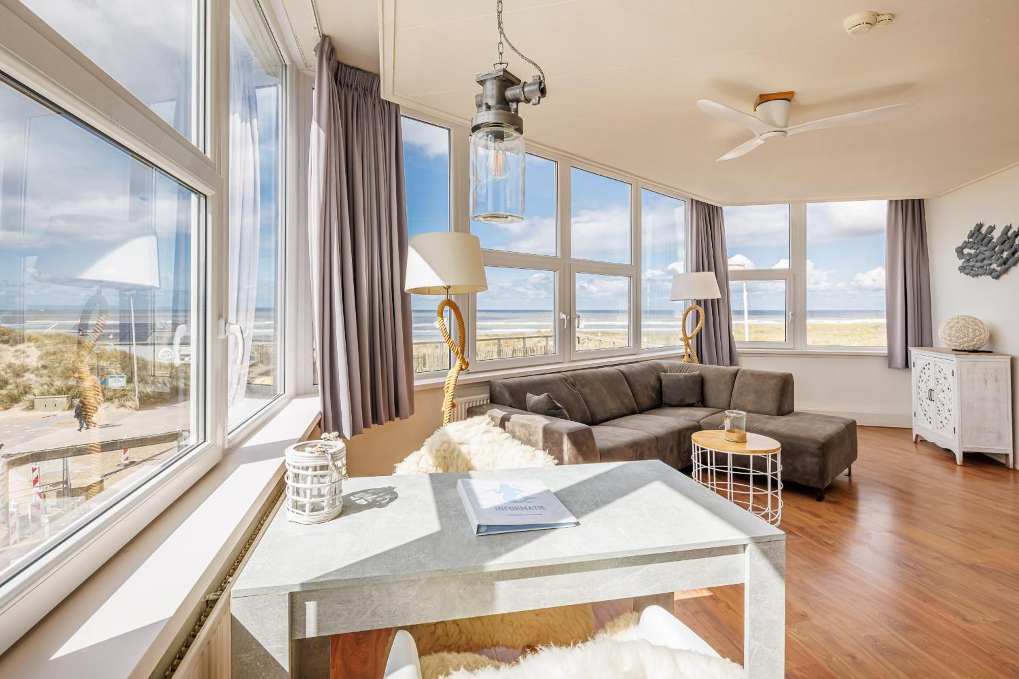 Neptunus Appartementen Bergen aan Zee Rum bild
