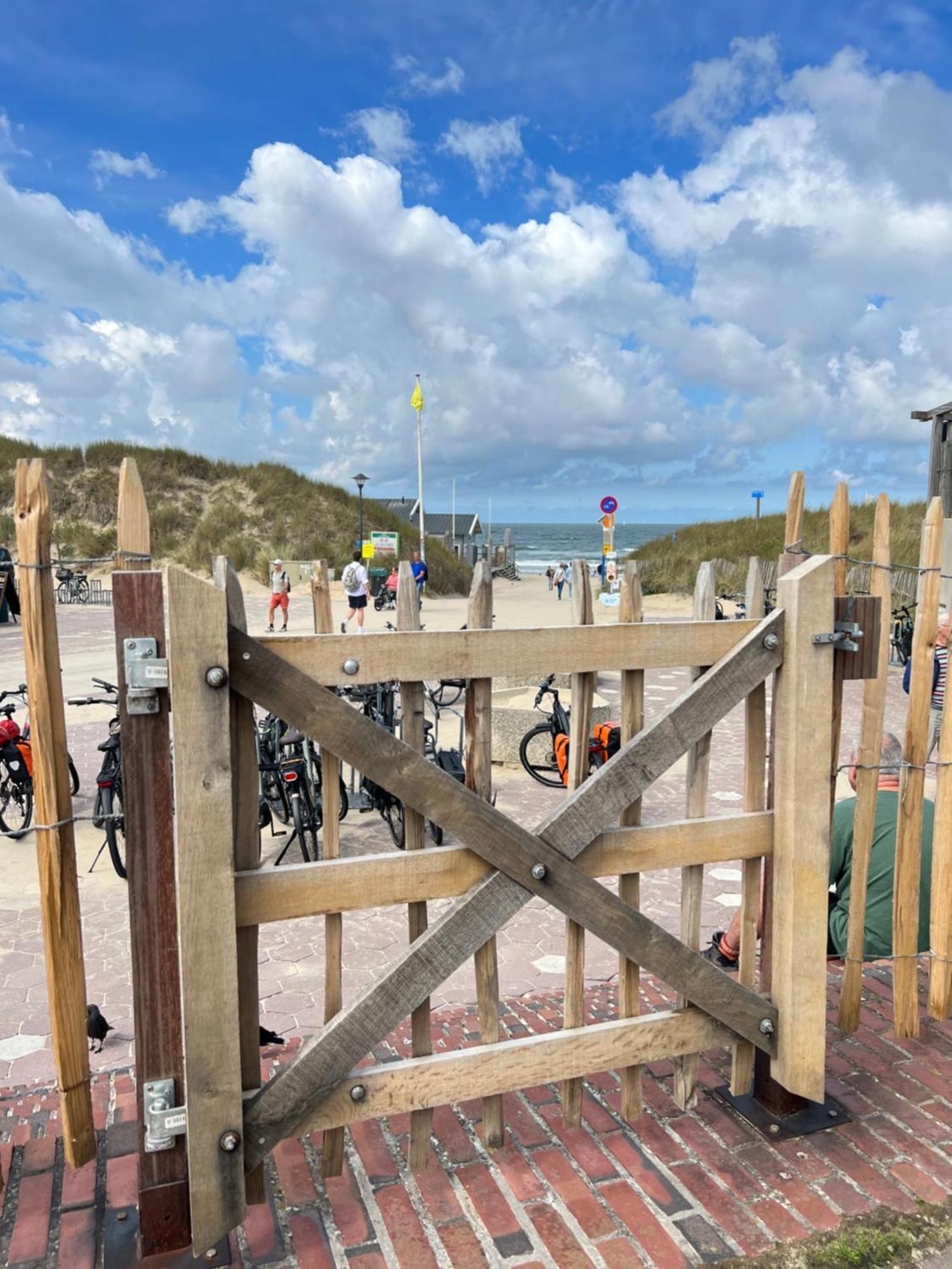 Neptunus Appartementen Bergen aan Zee Rum bild